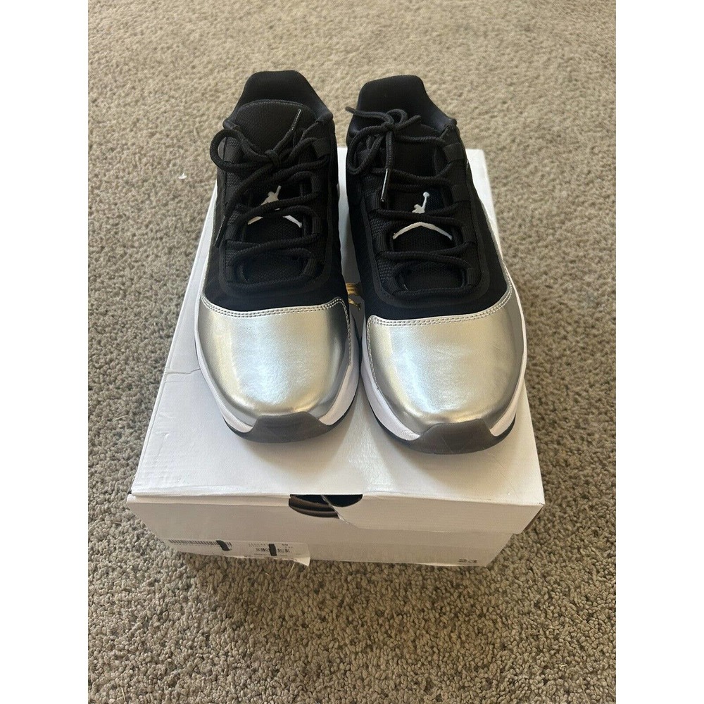 Women's Nike Air Jordan 11 CMFT Low Black Metallic Silver DV2629-001 sz 9.5
